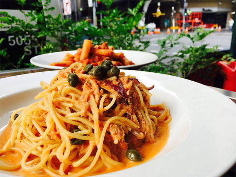 Pane E Vino - Restaurant Darwin 0