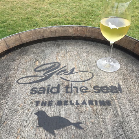 Yes Said The Seal - Restaurant Darwin 1