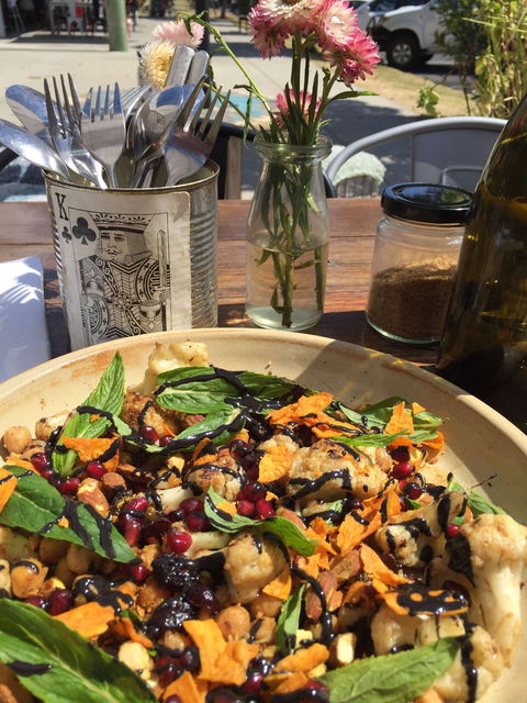 Ground Earth - Restaurant Darwin 0