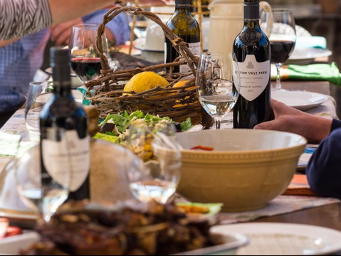 Hutton Vale Farm - Restaurant Darwin 0