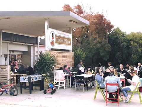 The Fox And Brew - Restaurant Darwin 0