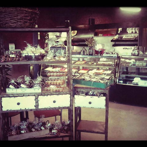Culcairn Bakery - Restaurant Darwin 2