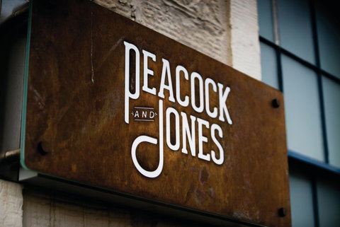 Peacock And Jones - Restaurant Darwin 0