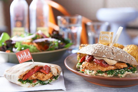 Nando's - Southport - Restaurant Darwin 0