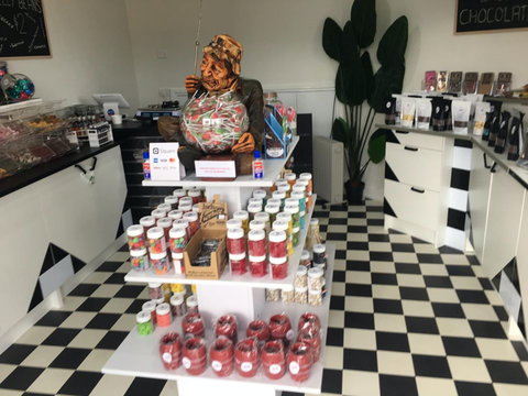 Port Campbell Lolly Shop - Restaurant Darwin 0