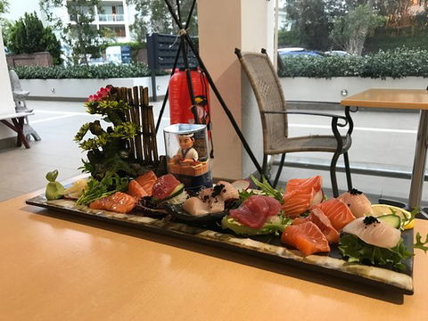 Asako - Restaurant Darwin 0
