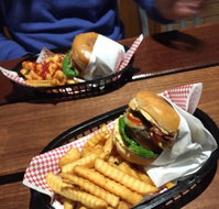 Carney  Earl's - Restaurant Darwin