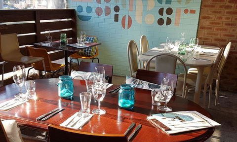 Arc Of Iris - Restaurant Darwin 7