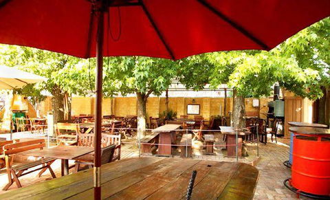 Ken's Humble Pie Shop - Restaurant Darwin 1