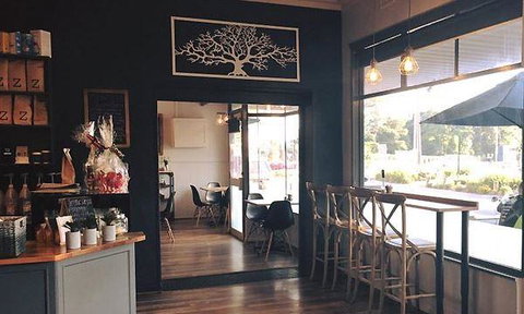 Zest Cafe - Restaurant Darwin 12