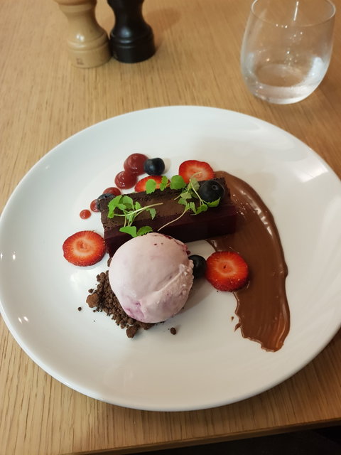 Lyrebird Restaurant - Restaurant Darwin 4