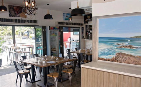 Rockpools Cafe Bar & Function Centre - Restaurant Darwin 9