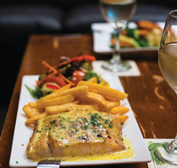 Dollys Bar  The Hibiscus Tavern - Restaurant Darwin