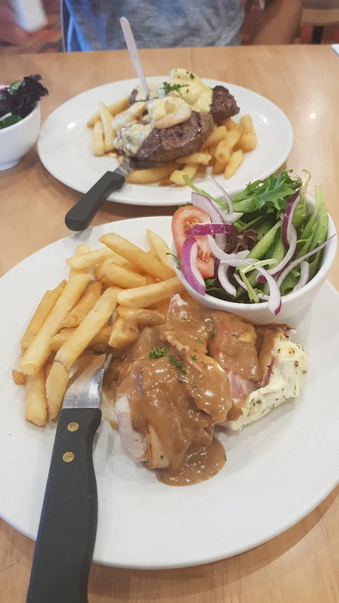 Airport Tavern - Restaurant Darwin 6