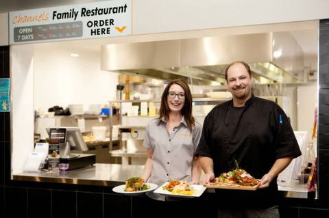 Channels Family Restaurant - Restaurant Darwin 1