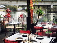 La Bocca Woodfire Pizzeria Italian Restaurant