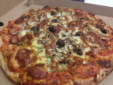 Eat-a-Pizza - Restaurant Darwin 0