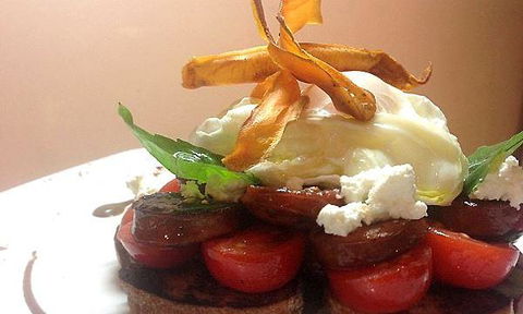 Colonial Kitchen At The Commercial Hotel - Restaurant Darwin 6