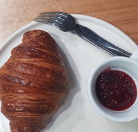 Bread  Butter - Restaurant Darwin