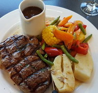 Snug Tavern - Restaurant Darwin