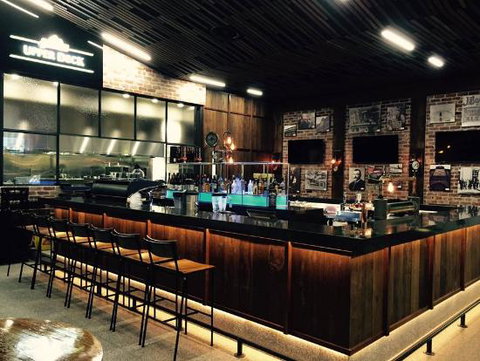 James Boag Upper Deck - Restaurant Darwin 0