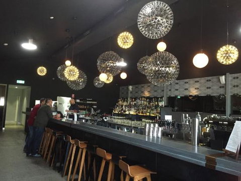 Hop Scotch - Restaurant Darwin 0