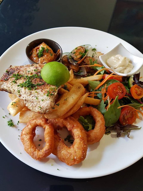 The Courtside Restaurant - Restaurant Darwin 1
