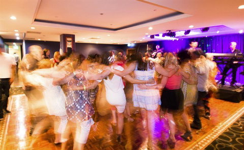 The Greek Club - Restaurant Darwin 11