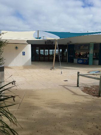 C-Breez Kiosk - Restaurant Darwin 0