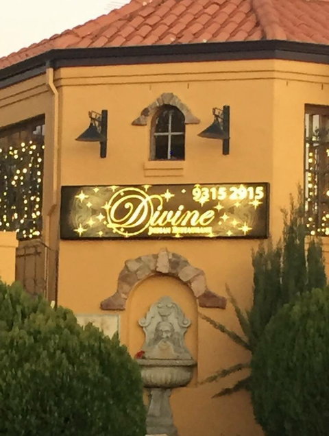 Divine Indian Restaurant - Restaurant Darwin 3