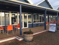 DeckChair Cafe