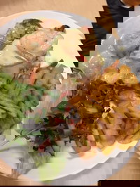 Grandstand Bar  Restaurant