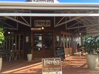 Henk's Cafe