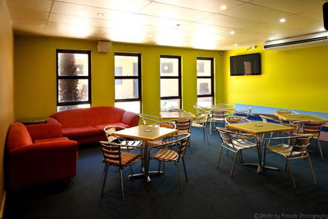 Sports Bar & Beer Garden - Restaurant Darwin 0