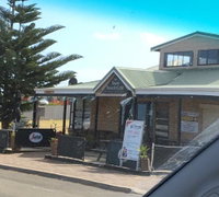 Toun Beach Cafe