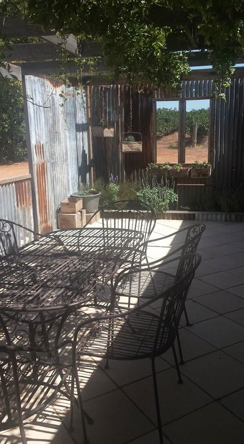 Backyard Bread Tasting Cafe & Providore - Restaurant Darwin 8