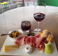 Mr  Mrs G Riverbar - Restaurant Darwin