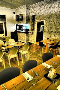 The Swae  Ivy - Bar  Restaurant