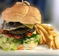 Enigmas Cafe Restaurant - Restaurant Darwin