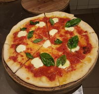 Flutterbucks Pizzeria - Restaurant Darwin