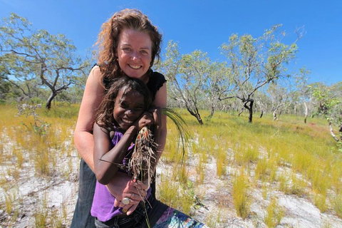 Gay-Wu Woman's 5 Day Yolngu Homeland Tour - Restaurant Darwin 1