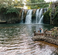 Paronella Park and Millaa Millaa Falls Full-day Tour from Cairns - Restaurant Darwin