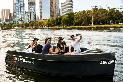 2-Hour Boat Rental In Melbourne - Restaurant Darwin 1