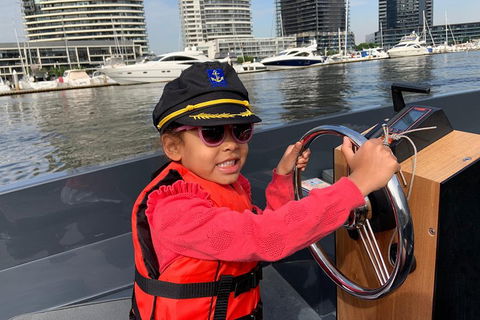 2-Hour Boat Rental In Melbourne - Restaurant Darwin 4