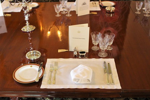 Bespoke Off-the-Beaten-Path Tour Of Inner Sydney - Restaurant Darwin 4