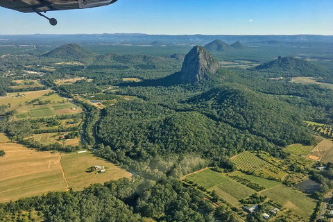 Deluxe Seaplane Tour Noosa To Glasshouse Adventure For 2 With Photobook - Restaurant Darwin 4