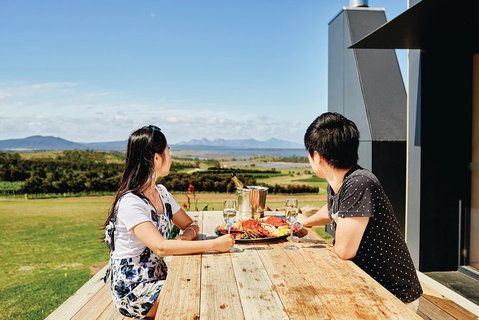 One-Way East Coaster - Restaurant Darwin 2