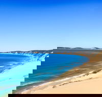 Kayak with Dolphins and 4WD Great Beach Drive Day Trip from Noosa - Restaurant Darwin