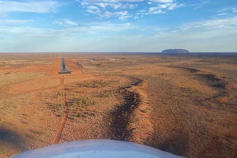Scenic Flight: Uluru Rock Blast - Restaurant Darwin 4