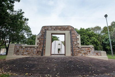 Private WW2 Bombing of Darwin Tour